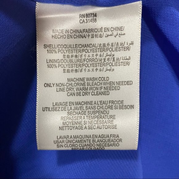 NWOT BCBGeneration V-Neck Mini Dress with Pockets - Picture 13 of 15